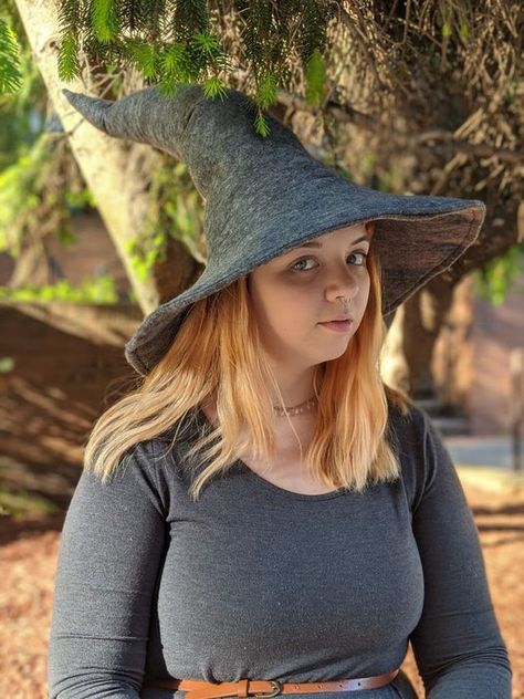 Gandalf the Grey's Wizard Hat : 15 Steps (with Pictures) - Instructables Diy Wizard Hat, Hobbit Thorin, Simple Compass, Gandalf The White, Tiny Woman, Sherlock Holmes Benedict Cumberbatch, Elementary School Library, Silly Hats, Gandalf The Grey