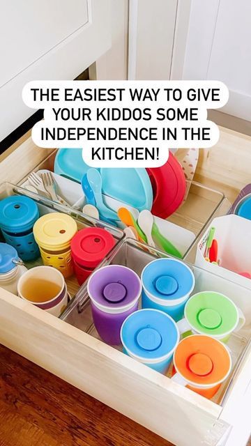 Organizing + Home Styling on Instagram: "The Tidy Tip of the Week >> The easiest way to give your kiddos’ some independence in the kitchen?!! Give them their own drawer! 🍎🍊🍋🍏🫐🍇 ⠀ •Works best for kiddos age 5 + up• ⠀ 1) Use a drawer down low…so they can reach it! ⠀ 2) Fill it with unbreakable plates, cups, bowls, + utensils! ⠀ 3) Divide the categories into their own bins- cup with cups, plates with plates, etc. ⠀ This helps little ones feel a little more independent PLUS the whole family wi Baby Bottle Organization, Organizing Home, Utensil Drawer Organization, Plate Organizer, Dish Organization, Baby Utensils, Kids Dishes, Country Kitchen Designs, Baby Plates