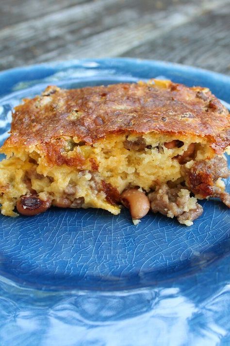 Black-Eyed Pea Cornbread | "Yum, Yum, Yum! This is a very good recipe! I don't hand out 5 stars often, but this one deserved it! I added a little extra seasoning to my ground pork to make it a little extra spicy. Cooked as written and trust me you'll want the 9 x 13 size!" #bread #breadrecipes #bakingbread Spicy Breakfast, Pickled Jalapeno Peppers, Blackeyed Peas, Moist Cornbread, Mexican Cornbread, Black Eyed Pea, Cornbread Casserole, Sweet Cornbread, Cornbread Recipe