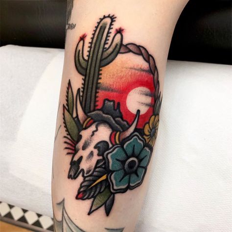 Love Traditional Tattoo, Vintage Tattoo Sleeve, Cow Skull Tattoos, Desert Tattoo, Bull Skull Tattoos, Old School Tattoos, Inner Bicep Tattoo, Cowboy Tattoos, Traditional Tattoo Inspiration