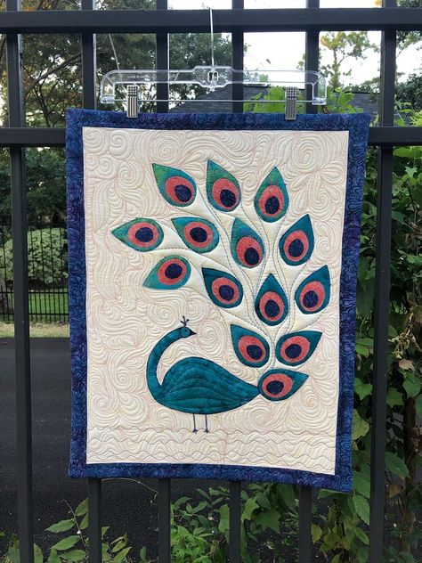 Mayuri: The Artsy Peacock – Storied Quilts Peacock Quilt, Peacock Crafts, Peacock Fabric, Animal Quilts, Contemporary Quilts, Applique Pattern, Wall Quilts, Applique Patterns, Free Motion Quilting