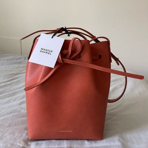 Mansur Gavriel Mini Bucket Bag. Brand-new. Mansur Gavriel Mini Bucket Bag, Mansur Gavriel Tote, Mansur Gavriel Bucket Bag, Mansur Gavriel Bag, Green Leather Handbag, Leather Zip Pouch, Mini Bucket Bag, Mini Bucket Bags, Mini Bucket