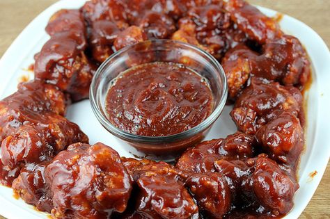 Jack Daniel’s BBQ Chicken Wings Recipe Simple Easy Recipes, Bbq Chicken Wings Recipe, Barbecue Sauces, Bbq Chicken Wings, Grilled Chicken Wings, Chicken Wings Recipe, Wings Recipe, Recipes Simple, Party Food And Drinks