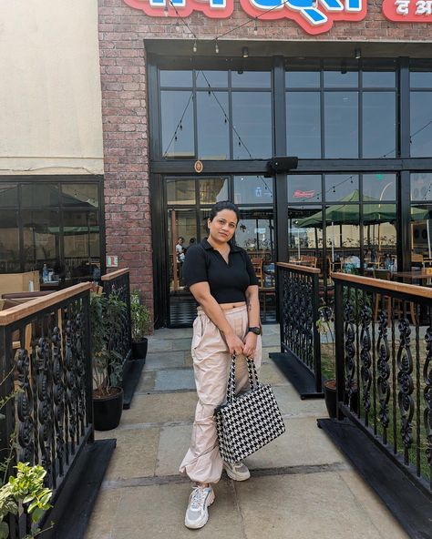 Outfits I wore from @myzudio recently ➡️ Pic 1: Oversized tshirt Rs. 299 (loved the quality even after wash) Bootcut jeans Rs. 800 (current favourite in my wardrobe, stretchable, the fit is just awesome) Pic 2: Olive A line dress Rs. 699 (the color is a winner, material and fit is also great for summers) Pic 3: Beige Parachute pants Rs. 499 (hated it at first but love it with proper styling) Black crop top Rs. 399 (Love the material and fit, in great shape even after multiple washes) P... Beige Parachute Pants Outfit, Beige Parachute Pants, Parachute Pants Outfit, Black Crop Top, Crop Top Outfits, My Wardrobe, Line Dress, College Outfits, Fashion Poses