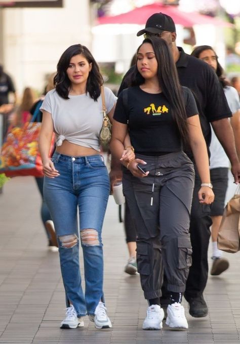 Kylie Jenner And Jordyn Woods, Kylie Jenner And Jordyn, Woods Outfit, Kylie Jenner Fotos, Estilo Kardashian, Trajes Kylie Jenner, Estilo Kylie Jenner, Kylie J, Jordyn Woods