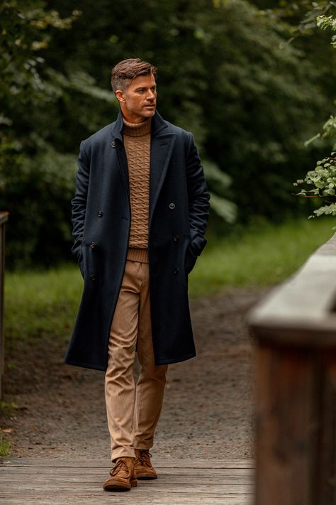 Wool Trousers Outfit, Mens Wool Trousers, Men Street Outfit, Oxford Boots, Street Style Outfits Men, Wool Trousers, Outfit Look, Autumn Season, Street Outfit