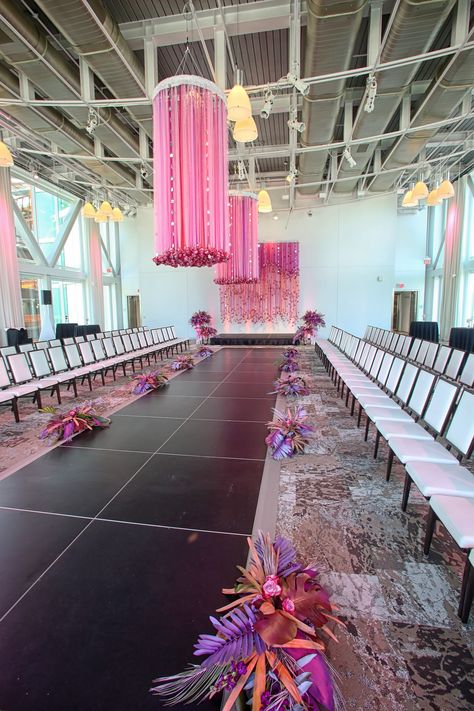 Runway Decoration Ideas, College Fest, Autumn Tea Party, Fashion Show Party, Floral Wall Hanging, Tulle Ribbon, 41st Birthday, Luxury Wedding Decor, Downtown Wedding