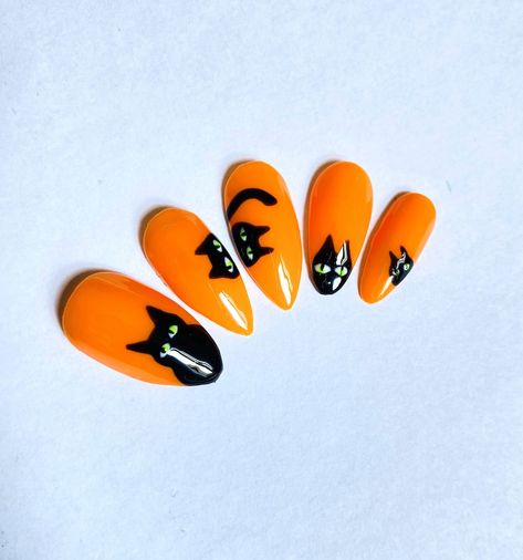 Halloween Nail Art Black Cat Press on Nails Handmade Press on Nails Handmade Nail Art Cat Halloween Nails - Etsy Halloween Cat Nail Art, Halloween Cat Nail, Cat Halloween Nails, Nail Art Cat, Nail Art Black, Cat Nail Art, Halloween Nails Easy, Nail Art Stripes, Cat Nail