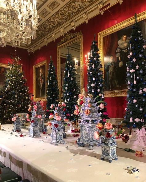 Marika. on Instagram: “Feeling festive looking back on my photos of Chatsworth House’s Christmas decorations last year. This was the Dutch Room within the Around…” Dutch Christmas Decorations, Chatsworth House, Christmas Tree, Christmas Decorations, Festival, Feelings, Holiday Decor, Christmas, Instagram