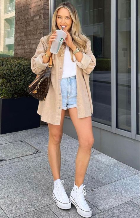 June Outfits Casual, California Weather Outfits, California Vibes Outfits, Street Style Summer Outfits Inspiration 2023, La Outfits Summer Los Angeles, Cool Brunch Outfit, Los Angeles Outfits Summer Street Styles, Cali Summer Outfits, La Style Outfits Los Angeles