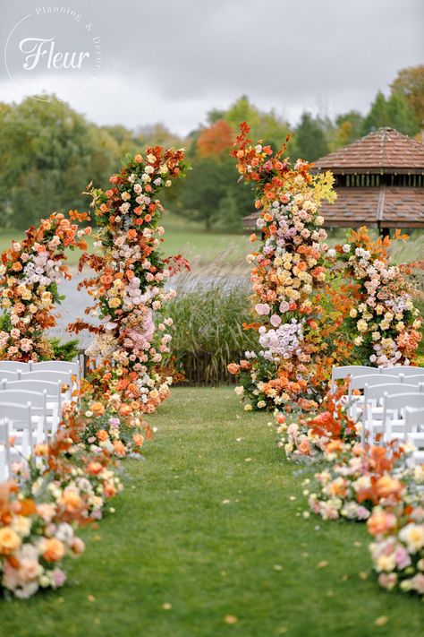 Wedding Flower Arch Outdoor, Caterpillar Aesthetic, Autumn Beach Wedding, Outdoor Wedding Alter, Fall Wedding Ceremony Flowers, Aisle Arrangements, Wedding Alter, Yellow Wedding Theme, Fall Wedding Ceremony