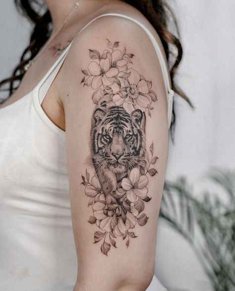 Wrist Tattoos Words, Arm Tattoos Drawing, Hip Thigh Tattoos, Tiger Tattoo Design, Forarm Tattoos, Fantasy Tattoos, Hip Tattoos Women, Upper Arm Tattoos, Chest Tattoos For Women