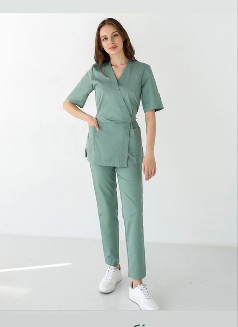 Nanny Uniform Modern, Scrub Sets For Women, Scrub Ideas Medical, Scrub Uniform Ideas, Scrubs Uniform Cute Medical, Modest Scrubs, Spa Uniform Ideas, Dentist Uniform, Beauty Therapist Uniform