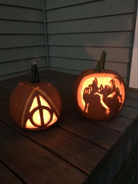 Harry Potter Jackolantern, Dancer Pumpkin Carving, Harry Potter Themed Pumpkin Carving, Harry Potter Themed Pumpkins, Nerd Pumpkin Carving, Acotar Pumpkin Carving, Hogwarts Pumpkin Carving, Pumpkin Carving Harry Potter, Pumpkin Carving Ideas Harry Potter