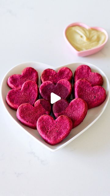 Beet Falafel, Beetroot Falafel, Recipes Using Flour, Beet Powder, Roti Recipe, Savory Meals, Instagram Heart, Pepper Salt, Beet Juice