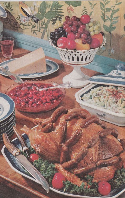 Helpless Turkey Being Relentlessly Attacked By Killer Sausages. The side dishes look on in horror but offer no assistance. 70s Food, Ugly Food, Vintage Food Posters, Gross Food, Food Ads, Weird Food, Retro Recipes, Vintage Cookbooks, Old Recipes