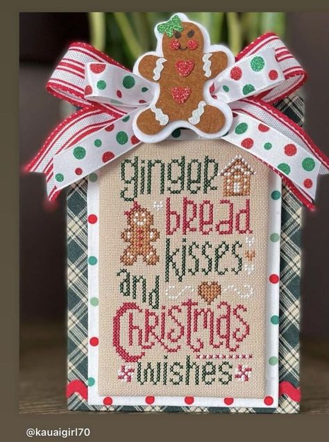 Gingerbread Cross Stitch, Christmas Stitching, Needlepoint Finishing, Christmas Fabric Crafts, Cross Stitch Cross, Stitch Cross Stitch, Gingerbread Crafts, Cross Stitch House, Halloween Cross Stitch Patterns