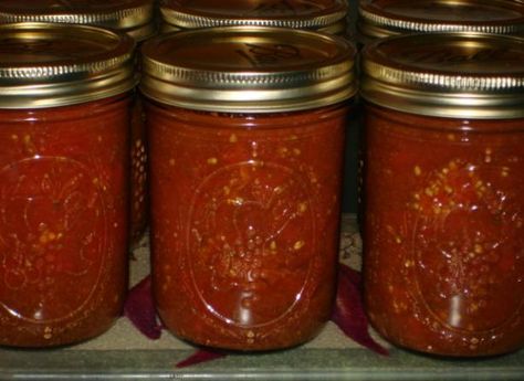 Enchilada Sauce (Canning recipe) Enchilada Sauce For Canning, Canning Enchilada Sauce, Canning Recipe, Canning Food Preservation, Canned Food Storage, Canning Tips, Canning Tomatoes, Home Canning, Pressure Canning