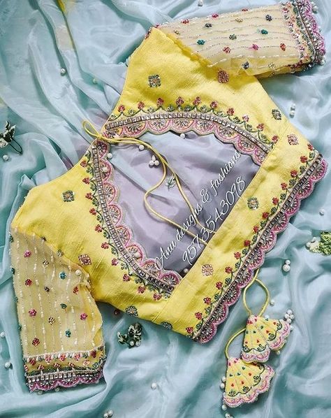 Latest 50 New Design Saree Blouse Back Patterns To Try in 2023 Bridal Saree Blouse, Handwork Blouse, Magam Work, Draping Styles, Kurtis Design, Netted Blouse Designs, Stylish Kurtis, Latest Bridal Blouse Designs, Maggam Work Blouse