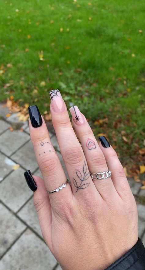 Basic Nails Acrylic Halloween, Black Small Almond Nails, Halloween Nails Black Spider Web, Black Nails Acrylic Spider Web, Trendy Halloween Nails Simple, Black Nails With Small Design, Subtle Halloween Nails Coffin, Squared Short Halloween Nails, Black French Tip Nails Square Halloween