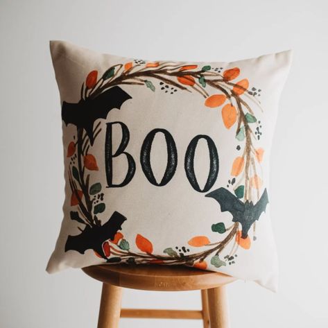 Creature Comfort: Boo Halloween Wreath Pillow Cover Cute Throw Pillows, Pillows Cute, Fall Decor Farmhouse, Candy Pillows, October Holidays, Halloween Pillows Covers, Halloween Pillow, Fall Throw Pillows, Chic Halloween