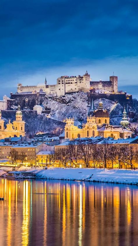 Holiday Novels, Austria Winter, Author Dreams, Ig Aesthetic, Salzburg Austria, Breathtaking Places, Izu, Beautiful Places To Travel, Salzburg