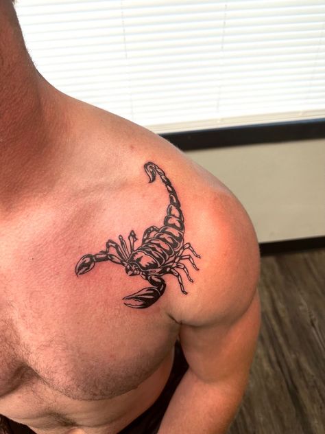 Tattoo Idea Scorpio, Scorpion Chest Tattoo Men, Mountains Above Knee Tattoo, Scorpion Tattoo On Shoulder, Men S Tattoo Chest, Scorpion Tattoo On Back, Scorpion Tattoo Men, Scorpion Tattoo Design Men, Scorpion Chest Tattoo