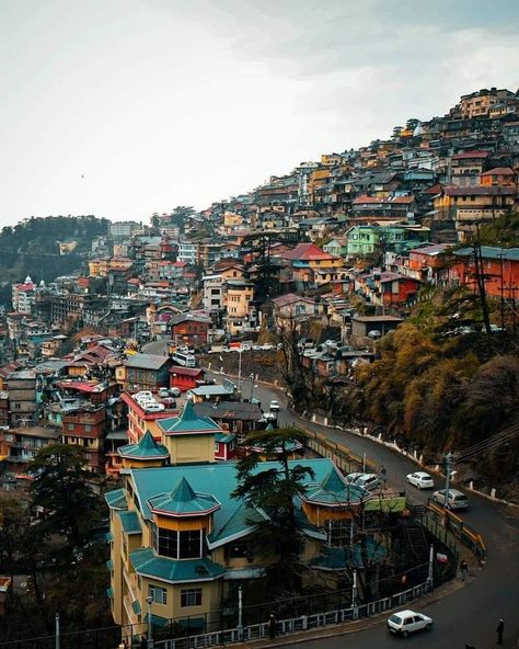 Himachal Pradesh🌈🌎🔥 Himachal Pradesh Shimla, Himachal Pradesh Culture, Himachal Pradesh Photography, Himachal Culture, Kullu Shawls, Kasauli Himachal Pradesh, Kasol Himachal Pradesh, World Pic, Manali Himachal Pradesh