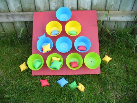 Craftionary Yard Games For Kids, Diy Outdoor Party, Diy Carnival Games, Diy Bean Bag, Desk Kids, Diy Yard Games, Diy Carnival, Festival Games, School Fair