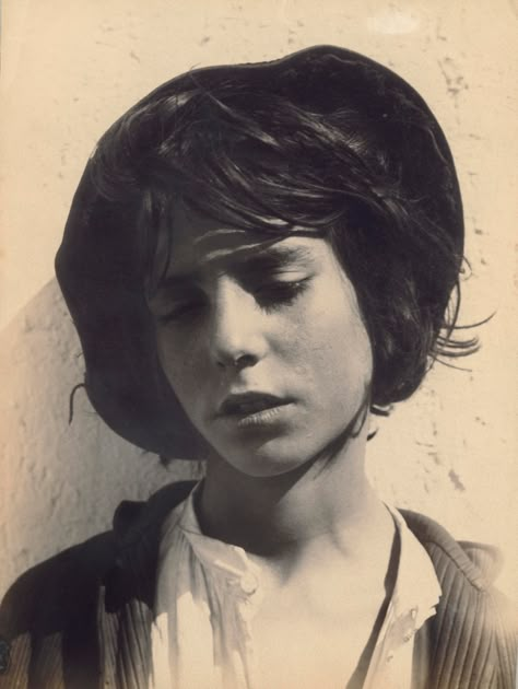 BARON WILHELM VON GLOEDEN (1856-1931) | Teenager in Black Hat, Sicily, c. 1916 | 1910s, Photographs | Christie's Wilhelm Von Gloeden, Boho Photos, Portrait Reference, Portrait References, Face Reference, Foto Art, Photo Vintage, Vintage Portraits, Black And White Portraits