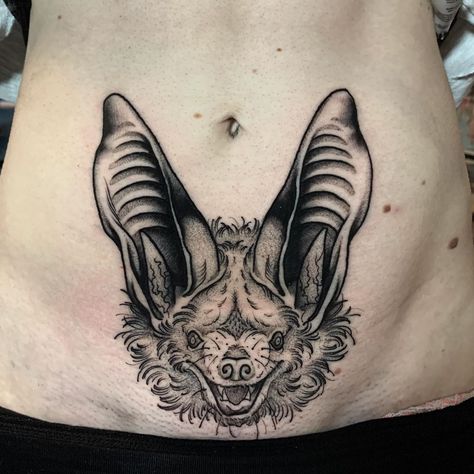 Bat Rib Tattoo, Brown Bat Tattoo, Vampire Tattoo Ideas Gothic, Bat Face Tattoo, Vampire Bat Tattoo, Bat Tats, Folk Tattoos, Bat Tattoo Ideas, Bat Tattoos