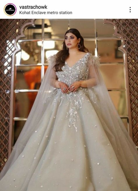 Reception Dress Bride Indian Gown Saree, Long Gown Poses, Engagement Gowns Indian Brides, Reception Dress Bride Indian Gown, Engagement Gowns Elegant, Engagement Gowns Indian, Reception Dress Bride Indian, Engagement Dress For Bride Indian, Gowns Dresses Indian Receptions