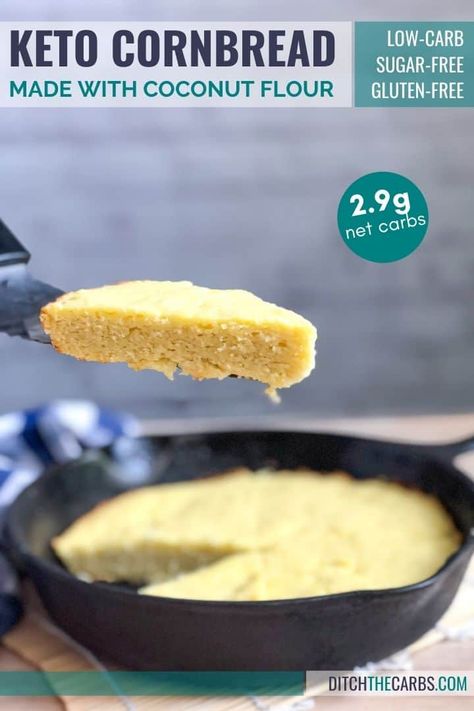 Yum! This keto cornbread is perfect for chili or turn it into stuffing! #ketocornbread #cornbread #ditchthecarbs Instant Pot Beef Chili, Keto Chilli, Chili Keto, Keto Pastry, Keto Cornbread Recipe, Low Carb Cornbread, Keto Cornbread, Keto Favorites, Keto Stuffing