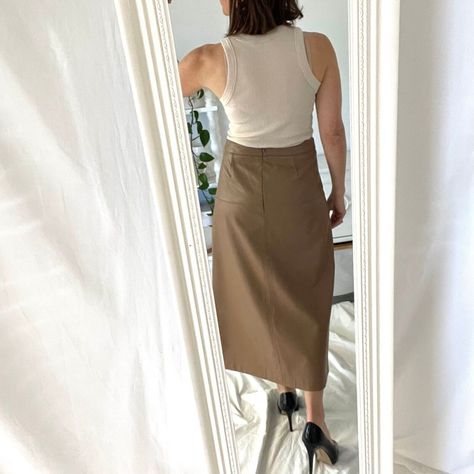 White Closet Size 10 Vegan Leather A-Line Tan Brown Midi Skirt Business Work. Great skirt for the office in a lovely colour that goes well with everything. Excellent condition. Length 80cm, side to side waist band 38cm, side to side hips 46cm. DESCRIPTION -  Model is a size 8 /154cm tall. Best fit check title and description.  * 5 STAR seller rating  * GRAB a bundle  * AUSTRALIA POST 500g $10  * EXPRESS POST 500g $15  * ORDERS posted within 24 hours  * PICK UP North Beach WA   * FREE... Brown Midi Skirt, White Closet, Australia Post, Business Work, Up North, Closet Size, North Beach, Busy At Work, Fit Check