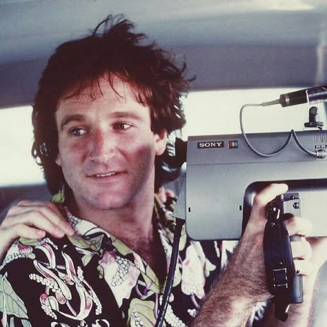 Robin Robin Williams Young, Mork And Mindy, Jeniffer Aniston, Billie Lourd, Oh Captain My Captain, Captain My Captain, Robin Williams, Miss Him, Early Years