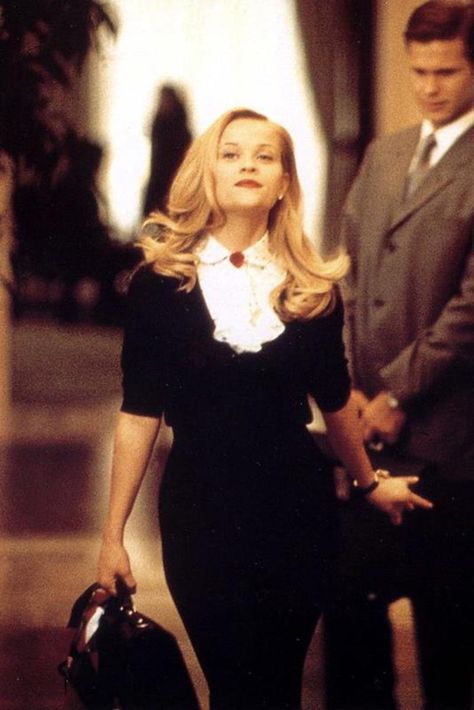 Legally Blonde Outfits, Ella Woods, Woods Outfit, National Bosses Day, Black Collared Dress, Boss' Day, Elle Woods, Chique Outfits, Legally Blonde