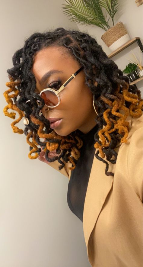 Curly Locs Black Women, Loc Curls Styles, Puffy Locs, Curled Locs, Latest African Hairstyles, Locs Colors, Locs Curly, Dreadlocks Hair Care, Curly Locs