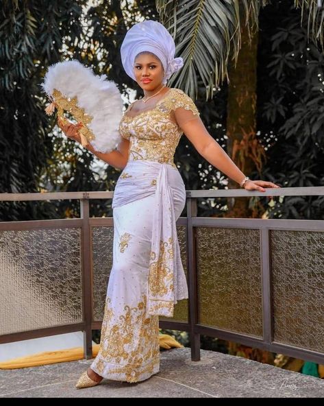 Igbo Wedding Dress, Wedding Dress For Women, Nigerian Wedding Dress, Royalty Dress, Igbo Wedding, African Party Dresses, Styles Dress, African Bride, African Prom Dresses