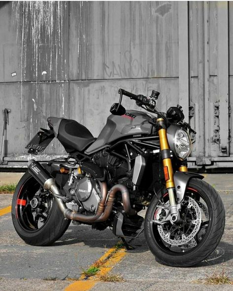 Monster 1200s, Ducati Monster 1200, Monster 1200, Motorcycle Types, Cafe Racer Bikes, Ducati Monster, Sepeda Motor, Road Runner, Bike Life