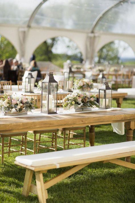 #outsidewedding Wedding Picnic Tables, Picnic Table Wedding, Wedding Bench, Outdoor Wedding Centerpieces, Backyard Garden Wedding, Picnic Inspo, Wedding Picnic, Oheka Castle, Clear Tent