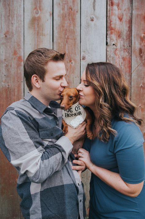 Engagement photos, doxie, dachshund, barn, dog of honor, vivacious moments photography. Dog Wedding Photos, Fall Family Pics, Dog Of Honor, Poses Pictures, Engagement Pic Ideas, Cute Engagement Photos, Photos With Dog, Engagement Pic, Engagement Photos Fall