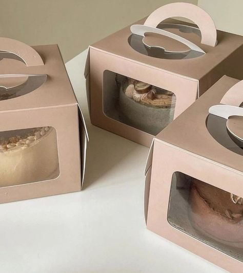 Cake box with window and handle Dessert Boxes Packaging, Bakery Boxes Packaging, Cake Box Cake, Cake Boxes Packaging, Bakery Packaging Design, Bake Sale Packaging, Paper Cake Box, Clear Cake, Box Cakes