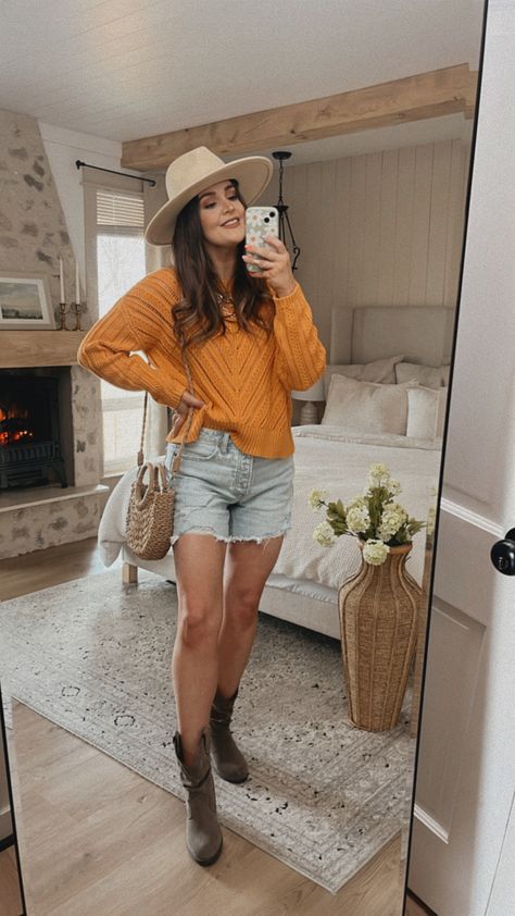 Oversized Top Outfit, Outfits Oversize, Ootd Shorts, Top Outfit Ideas, Summer Style Ideas, Outfits 2023 Summer, Jean Short Outfits, Cozy Outfits, Summer Styling