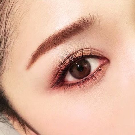 Aesthetic Eyebrows, Kpop Aesthetic Wallpaper Iphone, Eyebrows Makeup Tutorial, Eyebrows Straight, Korean Eyebrows, Brow Shapes, Kpop Aesthetic Wallpaper, Kpop Celebrities, Korean Tattoo