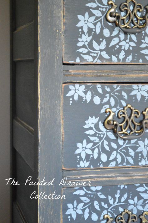 Graphite and Gold Stenciled Farmhouse Dresser Stenciled Dresser, Stencil Dresser, Farmhouse Dresser, Painted Drawers, Shabby Chic Dresser, Stencil Furniture, Furniture Rehab, Country Furniture, Chalk Paint Furniture