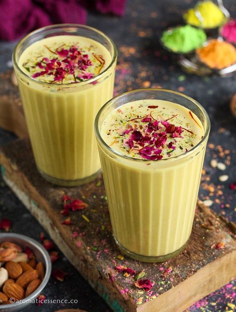 Thandai Recipes, Indian Drinks, Whats Cooking, Make Almond Milk, Sweet Drinks, Strawberry Smoothie, Recipe Steps, Unsweetened Almond Milk, Fennel Seeds