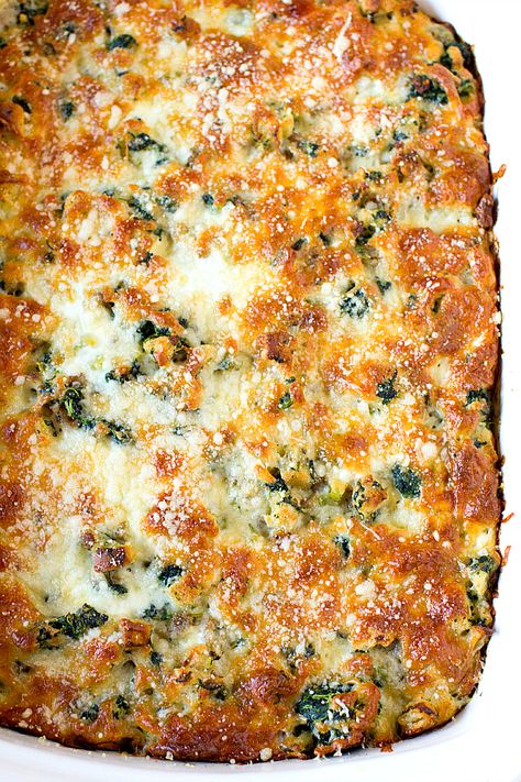 Cheesy Sausage Spinach Breakfast Casserole Spinach Breakfast Casserole, Breakfast Savory, Spinach Breakfast, Sausage Spinach, Optavia Recipes, Breakfast Meals, Breakfast Casseroles, Breakfast Casserole Easy, Eating Light