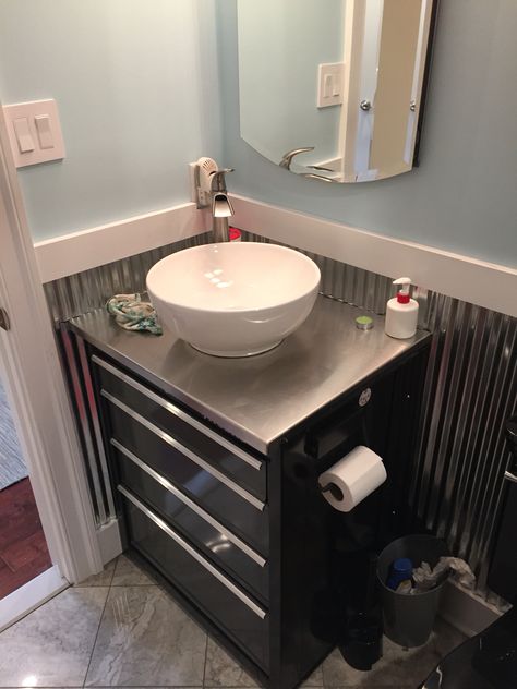 Toolbox Sink Bathroom, Transmission Sink, Shop Bathroom Ideas, Garage Studio Apartment, Garage Sink, Restroom Ideas, Barn Bathroom, Man Bathroom, Garage Bathroom