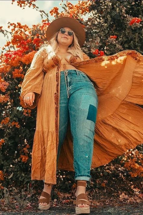 Plus Size 70s Fashion, Boho Outfits Summer, Island Vacation Outfits Black Women, Outfit Ideas Boho, Beach Vacation Outfit Ideas, Hawaii Vacation Outfits, Summer Packing List, Curvy Boho, Boho Beach Outfit