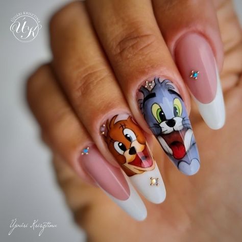 Jerry Nail Art, Paw Print Nails, Cartoon Nail Designs, Cartoon Nail Art, Tom Et Jerry, Cartoon Nails, Unghie Sfumate, Unghie Nail Art, Hippie Nails